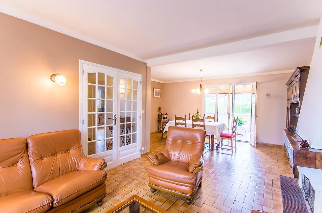 Traditional Brittany Home Quessoy 0*,
