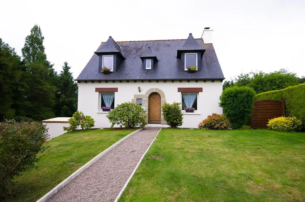 Traditional Brittany Home Quessoy